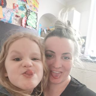 Profile Picture of Kate Andrew (Kate Santer) (@kateandrew2011) on Facebook