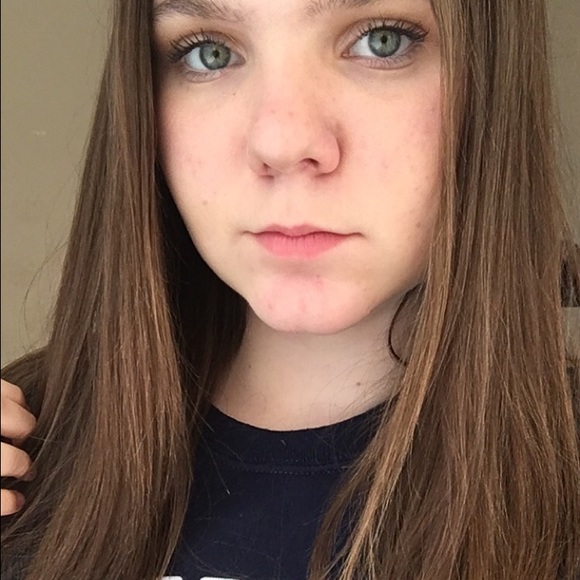 Profile Picture of Savannah Baca (@savannahbaca01) on Poshmark