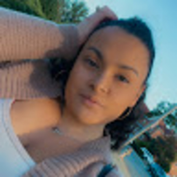 Jessica Pipersburgh - Poshmark Profile Picture of Jessica Pipersburgh (@j_pipersburgh) on Poshmark