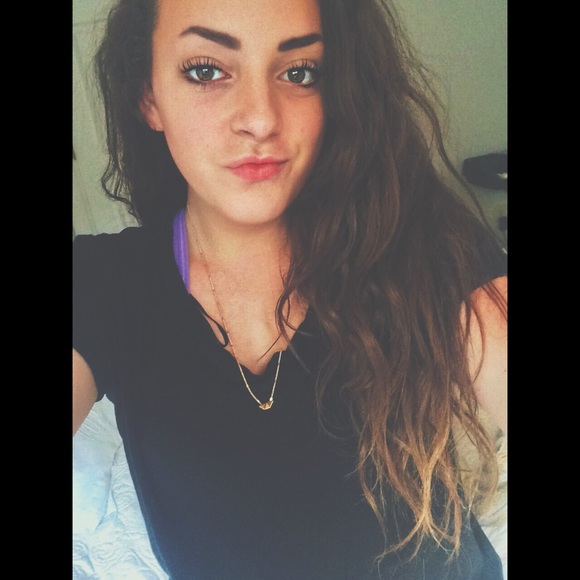 Profile Picture of Audrey Boyd (@audrey_boyd) on Poshmark