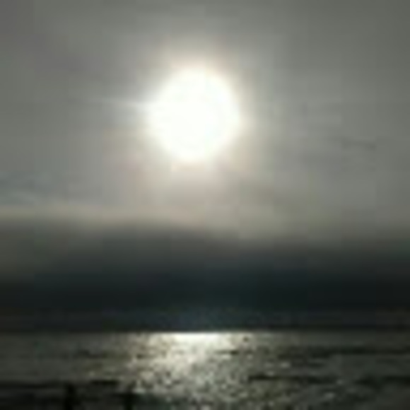 Profile Picture of Thomas Maxwell (@thomasmaxwel707) on Poshmark