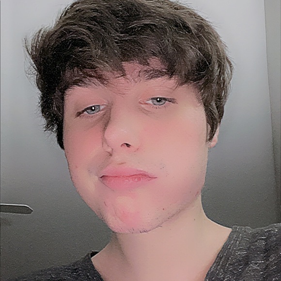 Profile Picture of Kaleb Sandow (@ks122601) on Poshmark