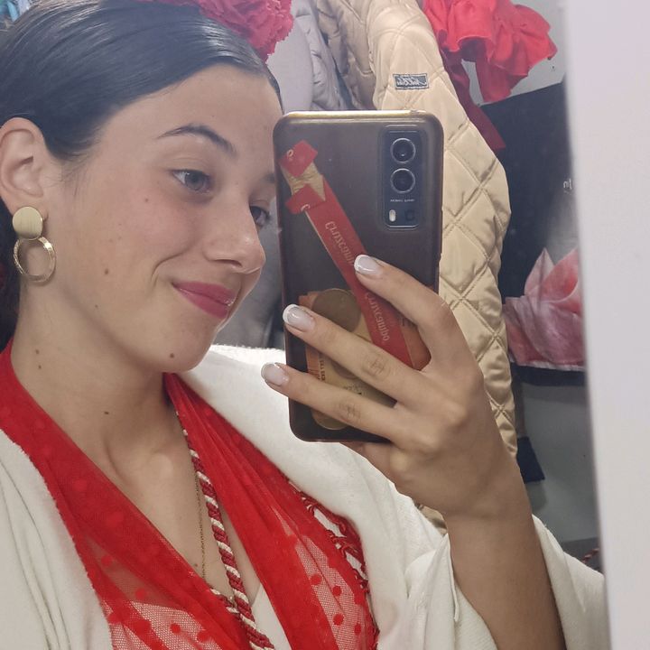 Profile Picture of loreepriivatte. (@lorena_influenser) on Tiktok