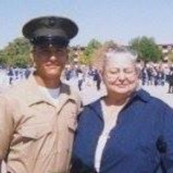 Profile Picture of Charlene Foster (@starzwngs) on Poshmark