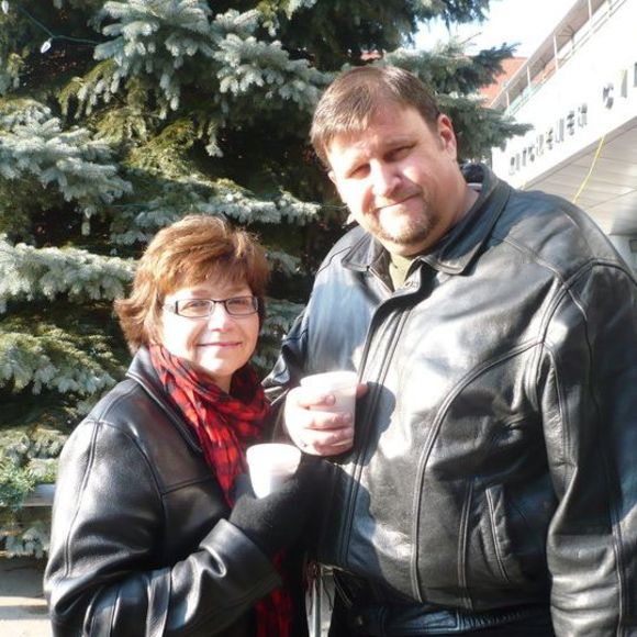 Profile Picture of Carl Bandow (@carlbandow) on Poshmark