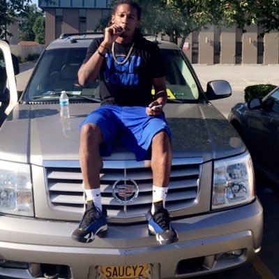 Profile Picture of Bobby Slicc (@benjamin_stacks) on Twitter