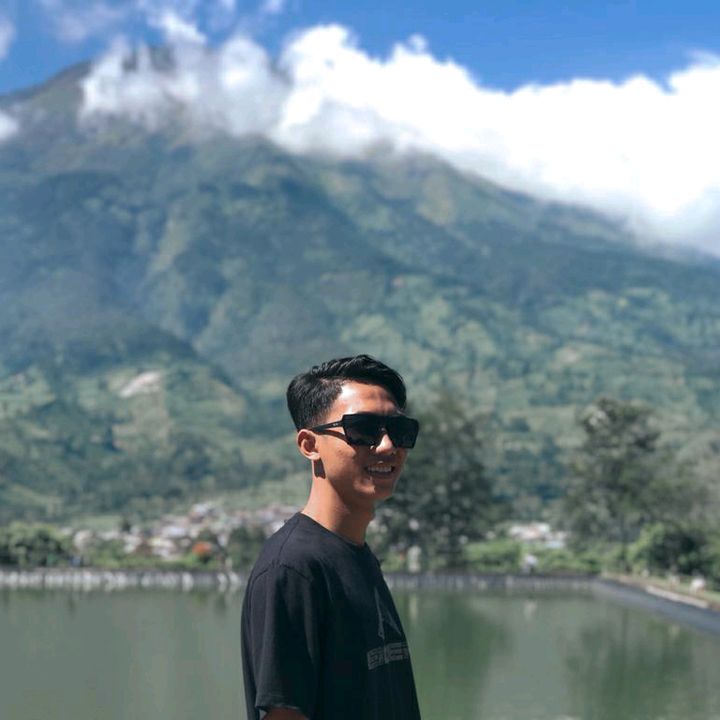 Profile Picture of adamsu (@amsuhendar) on Tiktok