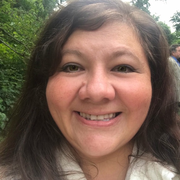 Profile Picture of Tania Swanberg (@javamomma14) on Poshmark