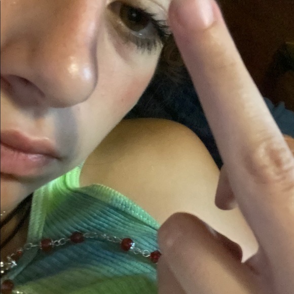 Profile Picture of Vayda Vanhulle (@vaydavanhulle) on Poshmark