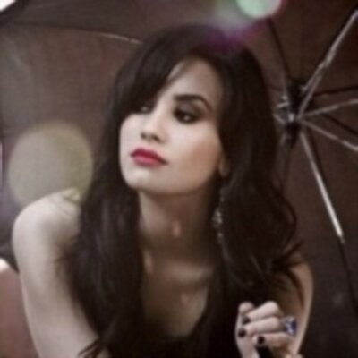 Profile Picture of حسام الفريجي (@debbieselle) on Twitter