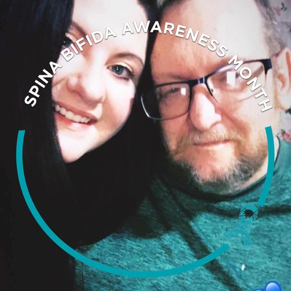 Profile Picture of Ashley Westlund (@ashwest21) on Poshmark