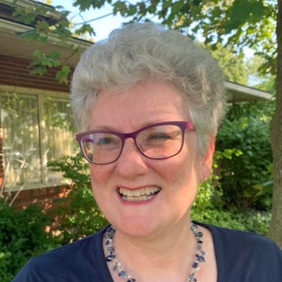 Profile Picture of Laurie Reid (@Damzelle_Larz) on Twitter