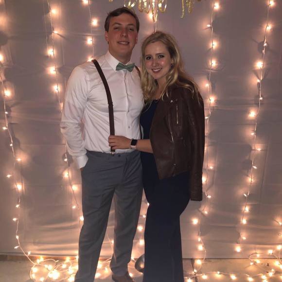 Profile Picture of Walker Hosley (@wakaflakahoz) on Poshmark