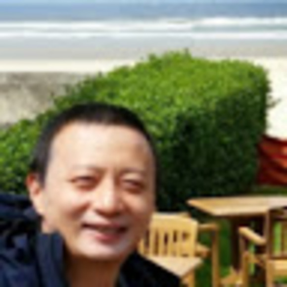Profile Picture of Bruce Querbach (@bruceq) on Poshmark