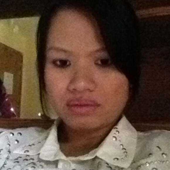 Profile Picture of Penney Sokhon (@penney07) on Poshmark