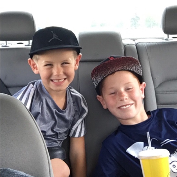 Profile Picture of Erica Gageby (@egageby2829) on Poshmark