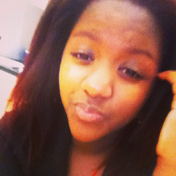 Profile Picture of Marae Esau (@maraee14) on Poshmark