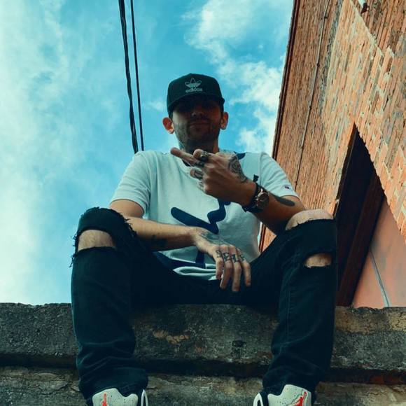 Profile Picture of John Simpkins (@johnsimpkins) on Poshmark