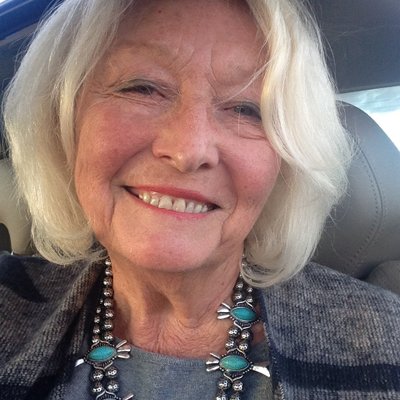 Profile Picture of Ruth E. Foss (@ryeprincess) on Twitter