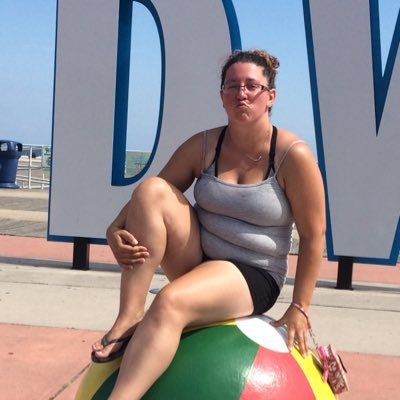 Profile Picture of Sara Labaff (@SaraLabaff) on Twitter