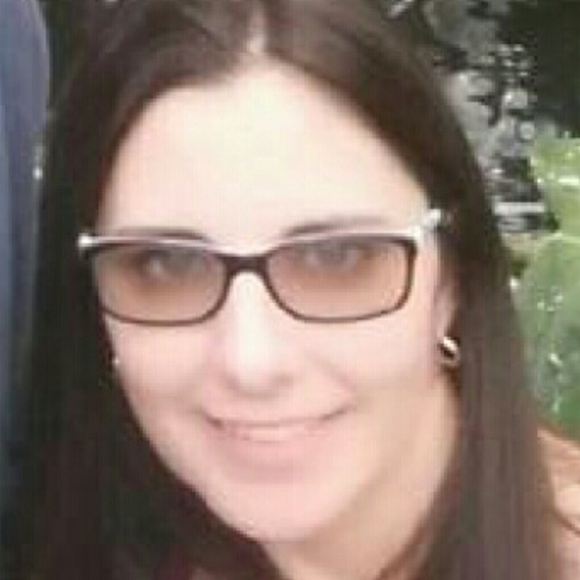 Profile Picture of Loren Pollock (@lpollock04) on Poshmark