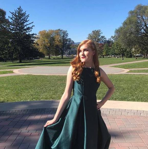 Profile Picture of Meghan Willey (@meghanwilley) on Poshmark