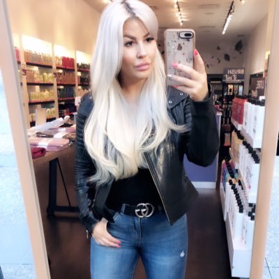 Profile Picture of Rachelle (@rachelleyates00) on Twitter