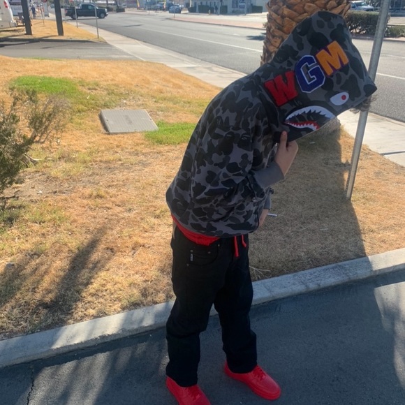 Profile Picture of Aaron Junior (@badluck_) on Poshmark
