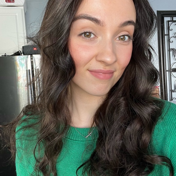 Profile Picture of Jenna Perkins (@jennaperkins358) on Poshmark