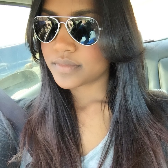 Profile Picture of Tammy Lorenzo (@tanlorenzo) on Poshmark