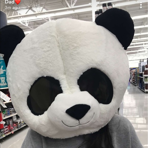 Profile Picture of Alyssa Cavazos (@afc07) on Poshmark