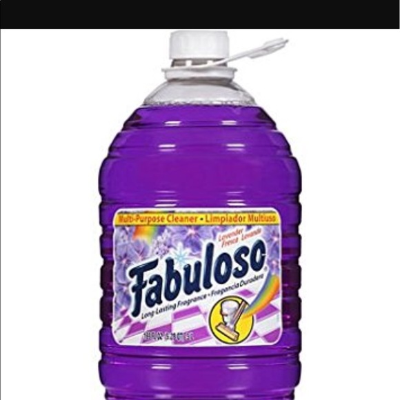 Profile Picture of Yasmine Abdelkarim (@yasminekarim11) on Poshmark