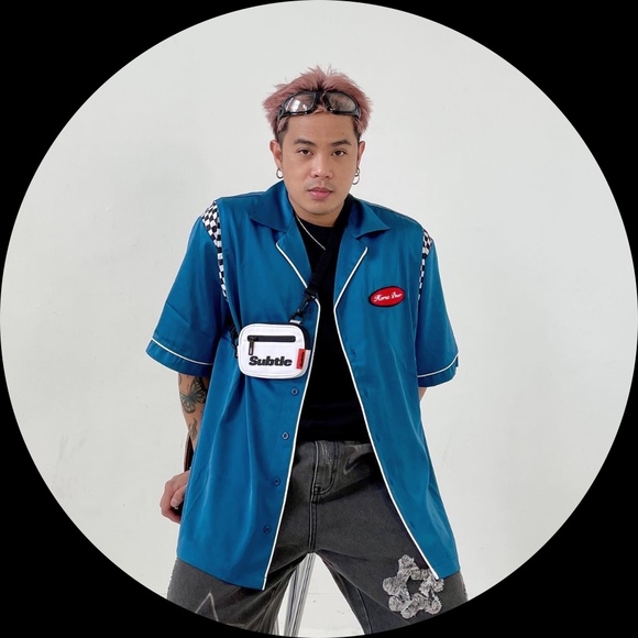Profile Picture of John Javier (@jl00ks) on Poshmark