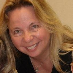 Profile Picture of Paula Reynolds (@prose2025) on Twitter