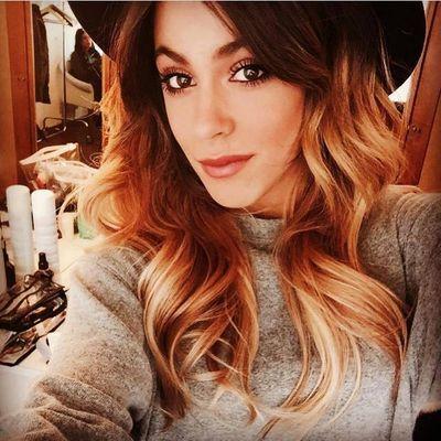 Profile Picture of Julia Quiñonez (@3f8c4dd2b8044dd) on Twitter