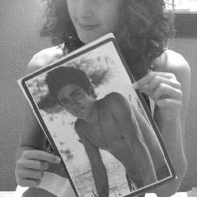 Profile Picture of AndreaLoveMikel(: (@AndreaLoveMikel) on Twitter