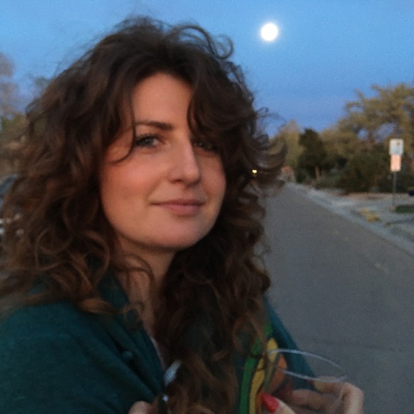 Vanessa Uhlig - Poshmark Profile Picture of Vanessa Uhlig (@vanessauhlig) on Poshmark