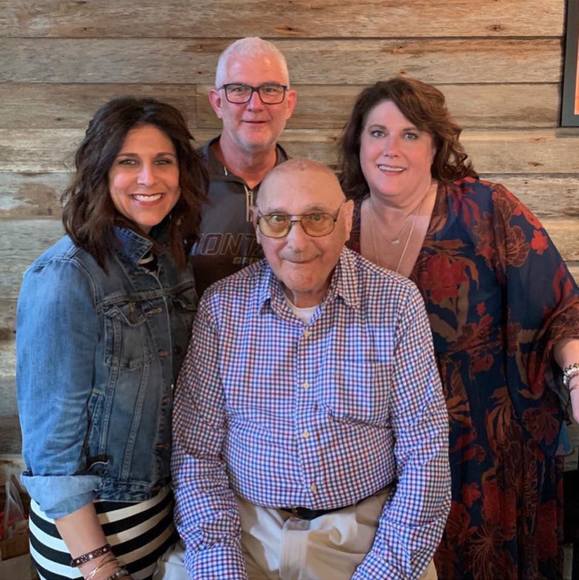 Profile Picture of Jill Loudenslager (@jmloudenslager) on Poshmark