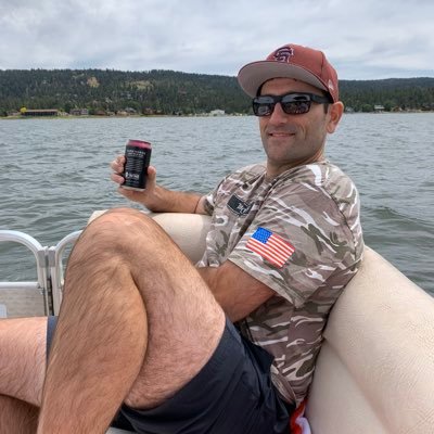 Profile Picture of Robertchute (@robertchute18) on Twitter