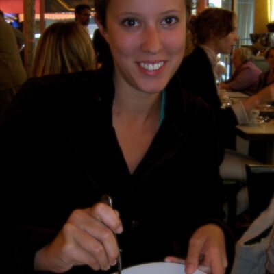 Profile Picture of Rebecca Repp (@rabooka) on Twitter