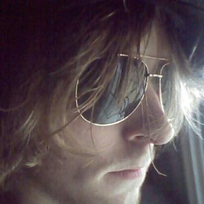 Profile Picture of Dylan Christensen (@emptysmilesuul) on Twitter