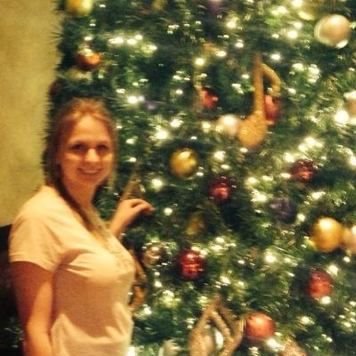 Profile Picture of Danielle Zielinski (@dmzswimmer) on Twitter