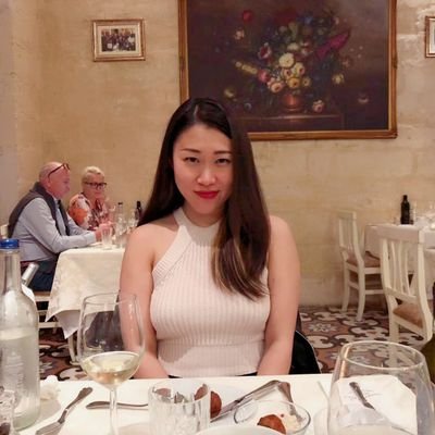 Profile Picture of Jasmine (@JasLongHash) on Twitter
