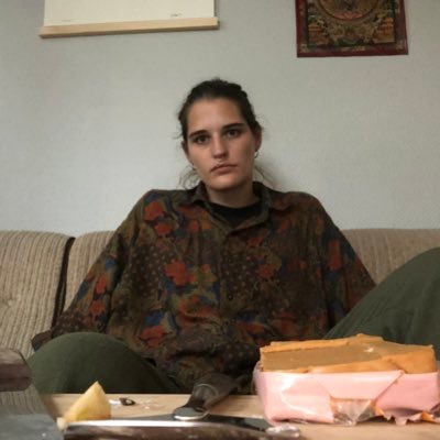 Profile Picture of jenna (@jennasteponit) on Twitter