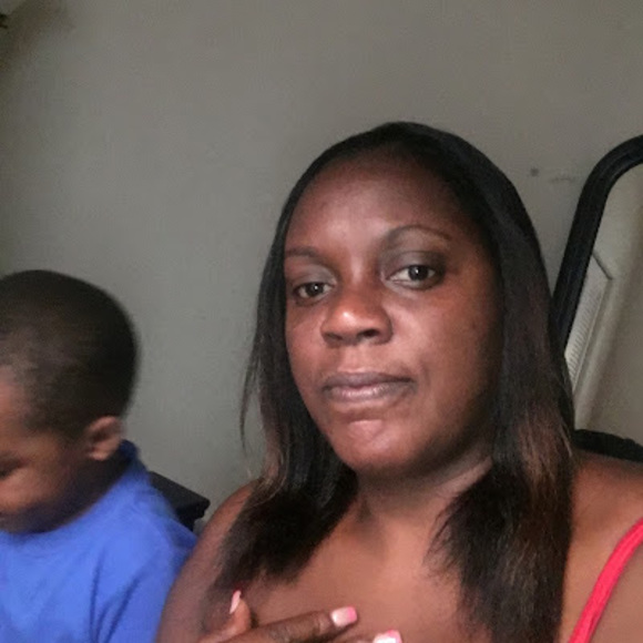 Profile Picture of Lemene Ketlie (@lemeneketle75) on Poshmark