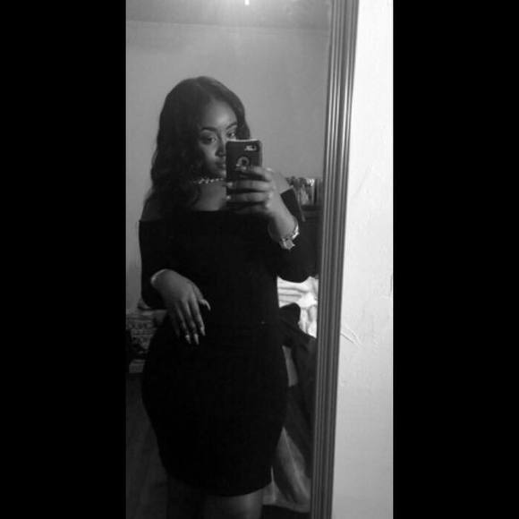 Profile Picture of Daneja Click (@daneja3) on Poshmark