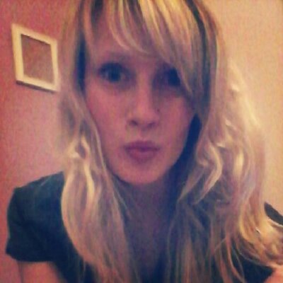 Profile Picture of Julia Bader (@julirufteisbaer) on Twitter