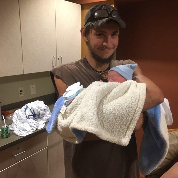 Zackary Scott - Poshmark Profile Picture of Zackary Scott (@zackaryscott) on Poshmark