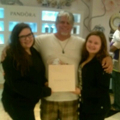 Profile Picture of John Yonke (@JONKEKONG) on Twitter