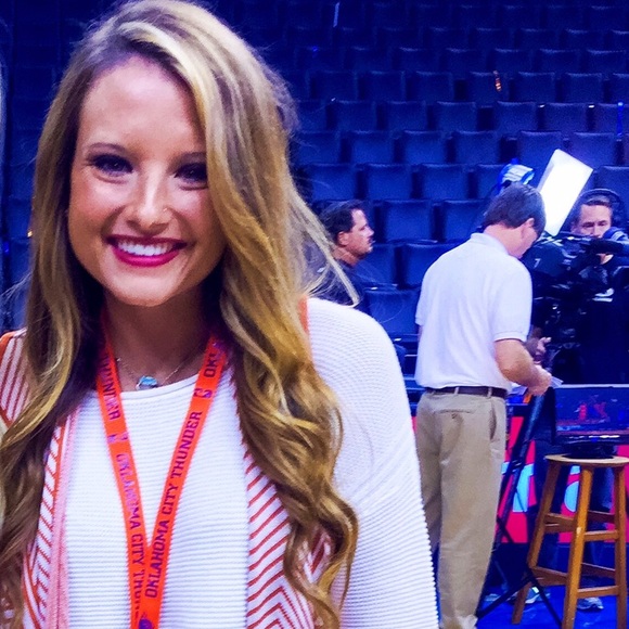 Profile Picture of Hunter Shedrick (@hrshedrick) on Poshmark